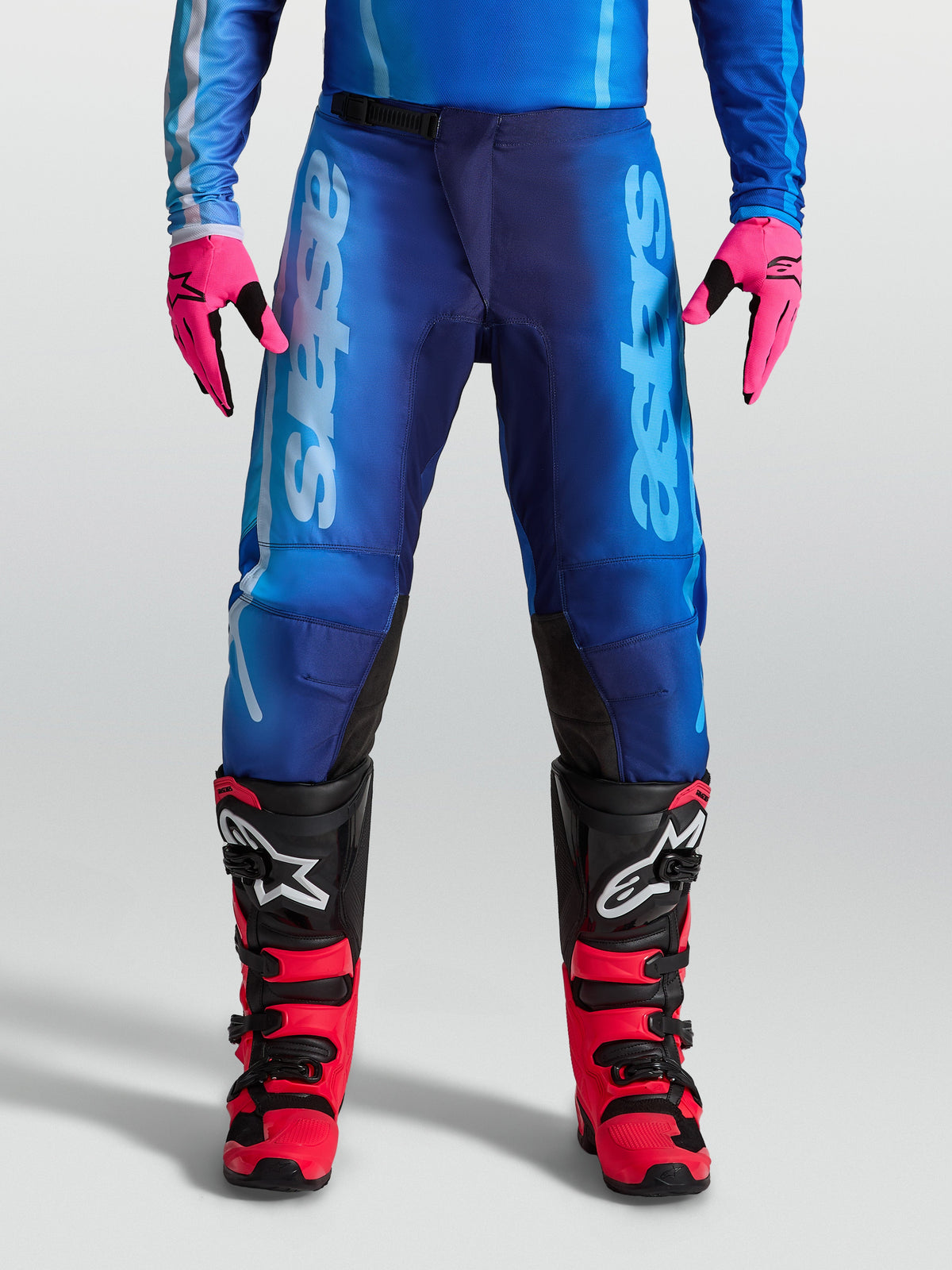 Alpinestars pantalon Fluid Kepler, pantalon de motocross pour homme, bleu, en poly-tissu 600D avec jambes pré-courbées.