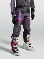Alpinestars pantalon Fluid Lone Junior, pantalon de motocross gris camouflage et violet, construction robuste en polyfibre