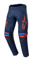 Alpinestars 2023 Youth Racer Narin, pantalon de motocross pour enfant, bleu marine et orange vif, logos orange vif sur les cuisses et les genoux, accents bleus, empiècements noirs à l'intérieur des jambes, construction textile durable pour la course tout-terrain