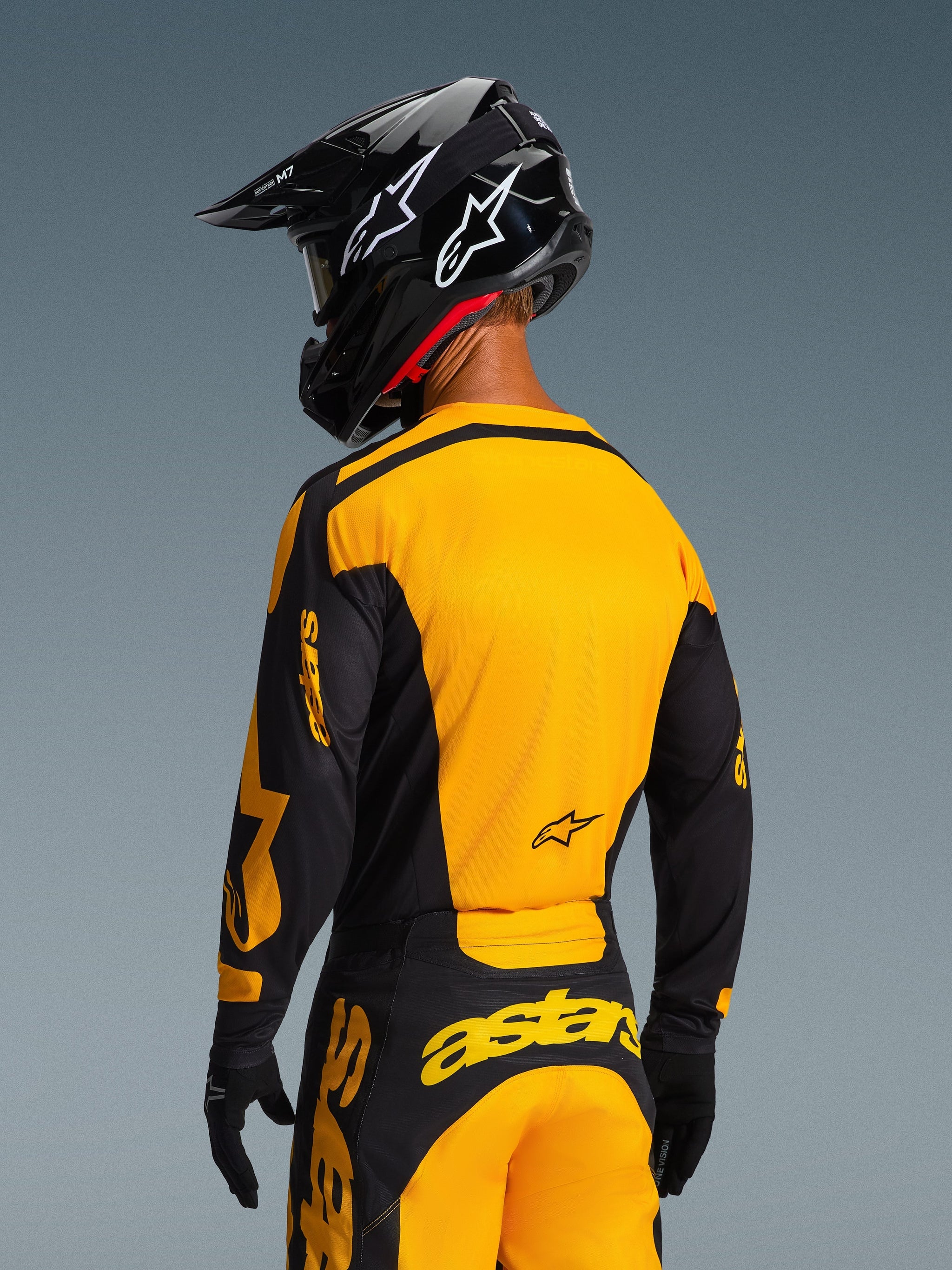 2026 Racer Riway Gear Set