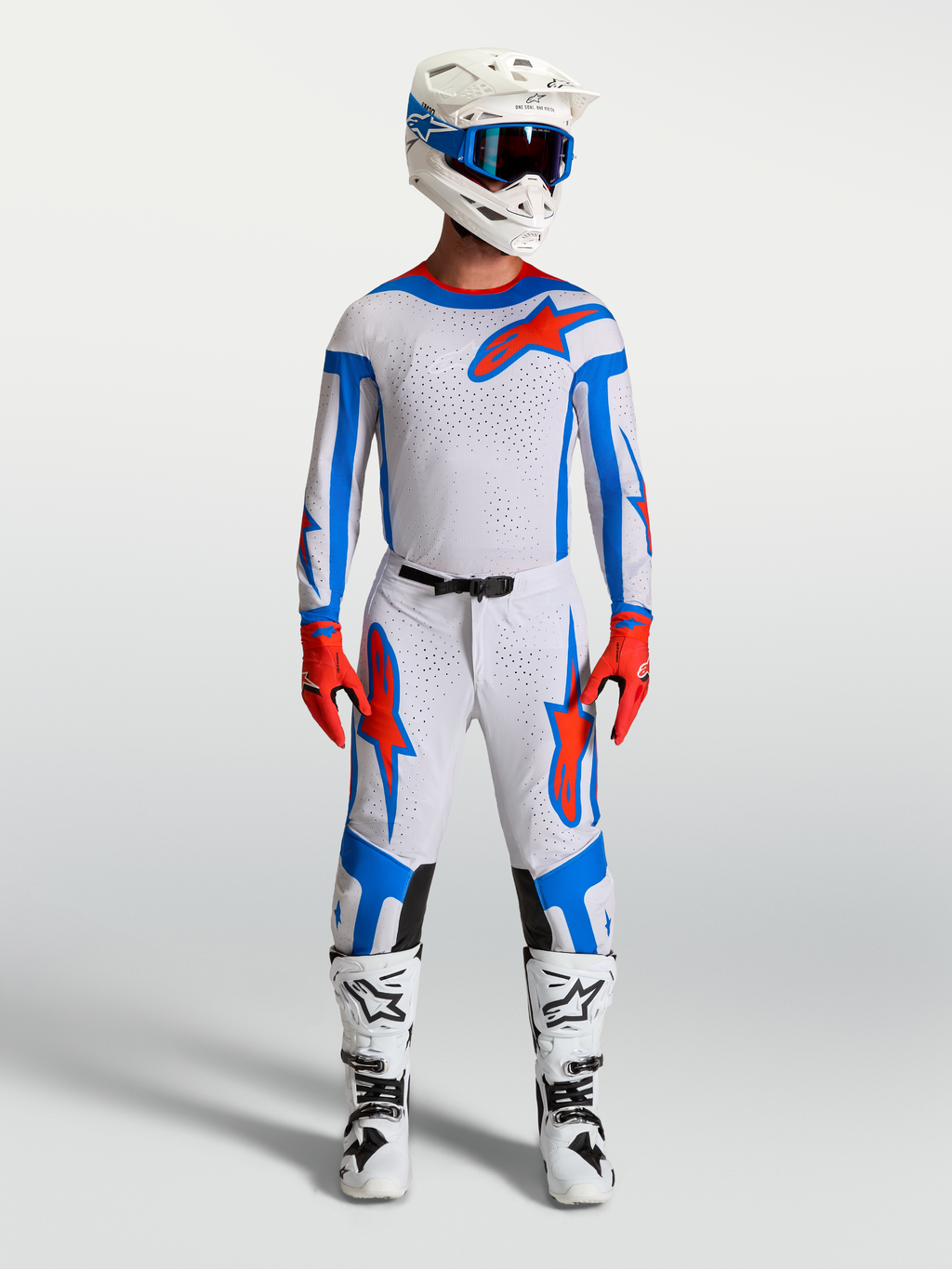 Alpinestars Maillot et ensemble Supertech Vesta, équipement de motocross pour homme, blanc, lilas clair et rouge cardinal, tenue de course complète avec bottes.
