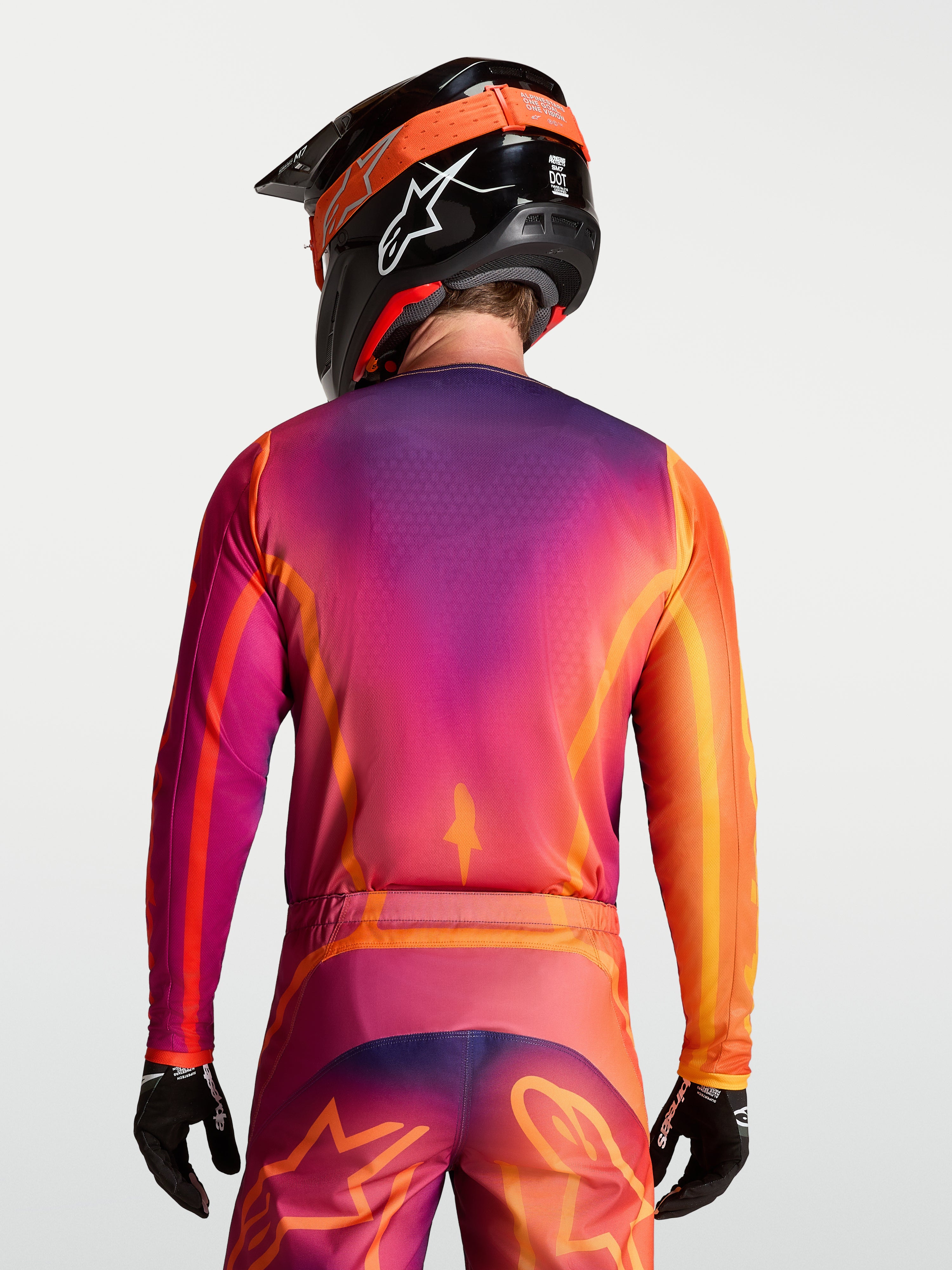 Alpinestars maillot Fluid Kepler, maillot de motocross pour homme, violet et orange, vue de dos, tissu respirant.