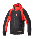 Alpinestars MO.ST.EQ Hybrid Hooded Jacket, sweat à capuche technique pour moto, noir et rouge vif, avec fermeture éclair frontale inclinée, poche de poitrine rouge, motif gaufré sur le torse et passants pour les pouces, alliant style urbain et protection pour la moto