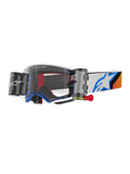 Alpinestars Supertech Corp Goggles Roll Off, masque de motocross, design bleu et orange, monture blanche avec écran clair et système roll-off, doté de boîtiers Wide Vision et d'un logo Astars bleu sur la sangle.