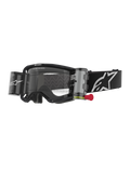 Alpinestars Vision 8 Corp Goggles Roll Off, lunettes de motocross, noir et transparent, système roll-off intégré avec languette rouge, sangle noire avec logo blanc, motif de lentille ondulé avec texte « ONE GOAL. ONE VISION. », protection oculaire haute performance pour la course tout-terrain