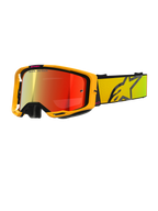 Alpinestars Vision 8 Corp, lunettes de motocross jaunes et roses, écran réfléchissant miroir rouge, large sangle jaune avec grand logo étoile noir, marquage « ONE GOAL. ONE VISION. », lunettes de course tout-terrain professionnelles