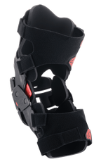 Orthèse de genou Alpinestars Bionic 5S Junior, protecteur de genou de motocross, noir et rouge, dotée d'une construction de cadre hybride, d'un système de charnière à quatre points stable et de sangles Velcro réglables, design protecteur et léger pour les jeunes pilotes tout-terrain.