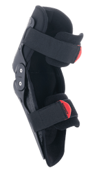 Genouillères Alpinestars SX-1 Junior, protection de genou motocross, noir et rouge, dotées d'un système de charnière à double pivot et d'un système de double sangle réglable avec tirettes rouges, protection légère et durable pour les jeunes pilotes tout-terrain