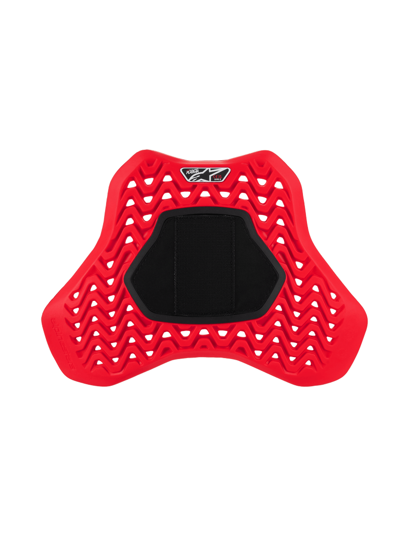 Alpinestars Nucleon Plasma Full Chest Protector Hook and Loop, rouge et noir, avec motif en zigzag perforé pour la circulation de l'air, large panneau central noir à crochet et boucle, insert d'armure de moto ergonomique pour la protection contre les impacts