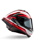 Casque Alpinestars Supertech R10 Team, casque de moto racing, carbone noir avec graphismes brillants rouges et blancs, vue de profil aérodynamique avec visière sombre, détails en fibre de carbone et logos rouges vifs, équipement de course haute performance