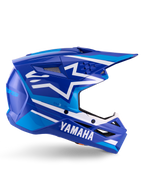 Alpinestars Yamaha S-M3 Helmet ECE 22.06, casque de motocross, bleu et blanc brillant, avec logo Yamaha et motifs géométriques, design aérodynamique avec aérations en mesh noir et visière pointue, équipement tout-terrain professionnel