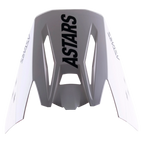 Visière Alpinestars S-M5 Rayon, visière de rechange pour casque de motocross, noir et gris mat, avec marquage ASTARS noir audacieux sur le dessus et les côtés, construction en plastique durable avec découpes aérodynamiques pour la conduite tout-terrain