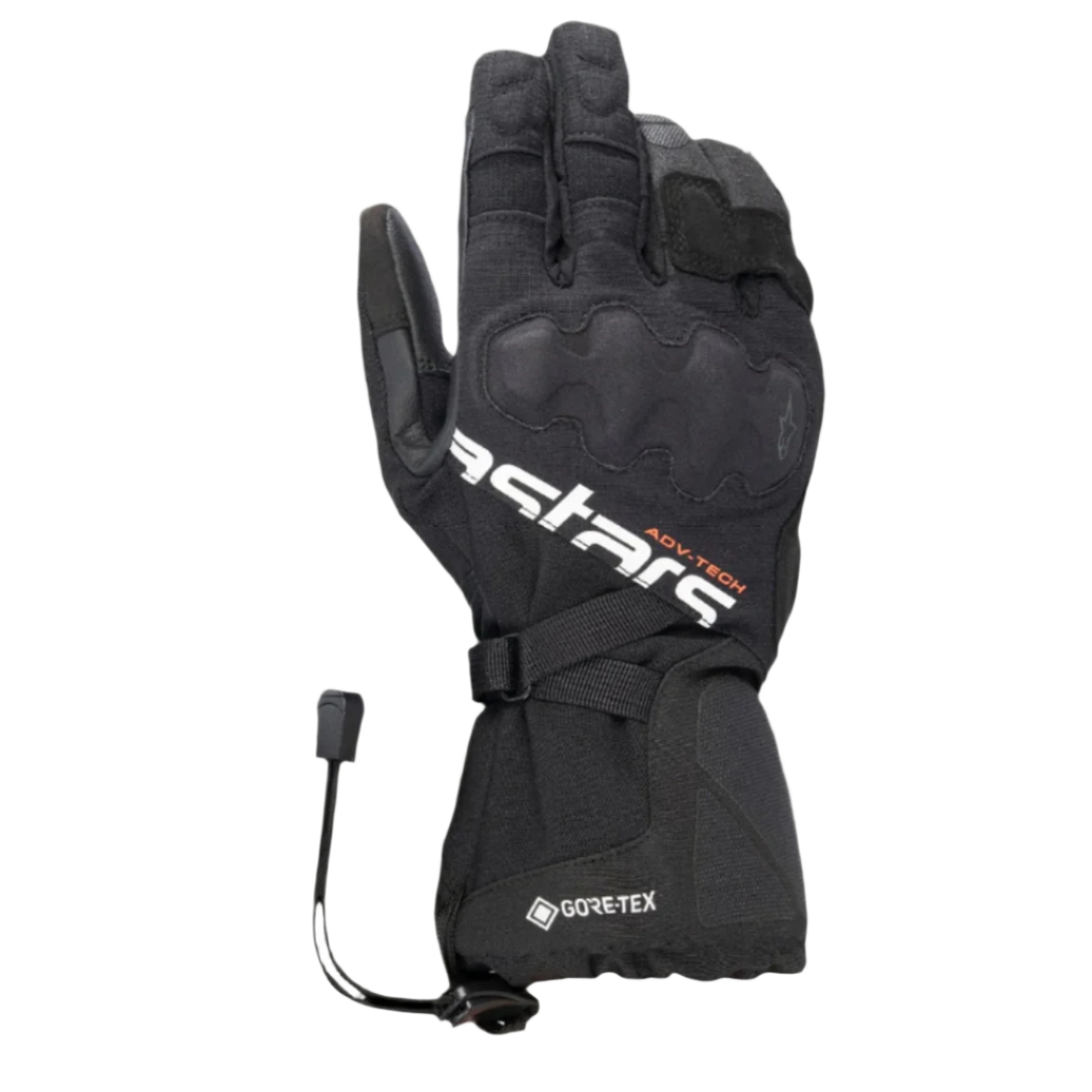 Gants Alpinestars XT-5 GORE-TEX, gants de moto noirs, avec logo Astars blanc et inscription ADV-TECH orange, manchette longue avec protection des articulations recouverte, logo GORE-TEX et fermeture par cordon élastique, équipement de touring aventure