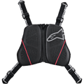 Alpinestars Nucleon KR-C Chest Harness, protection de poitrine pour moto, noir avec accents rouges et logo blanc, panneaux en mesh ventilés avec fermeture éclair centrale, sangles noires réglables avec logo blanc, équipement de protection haut de gamme pour la conduite sur route